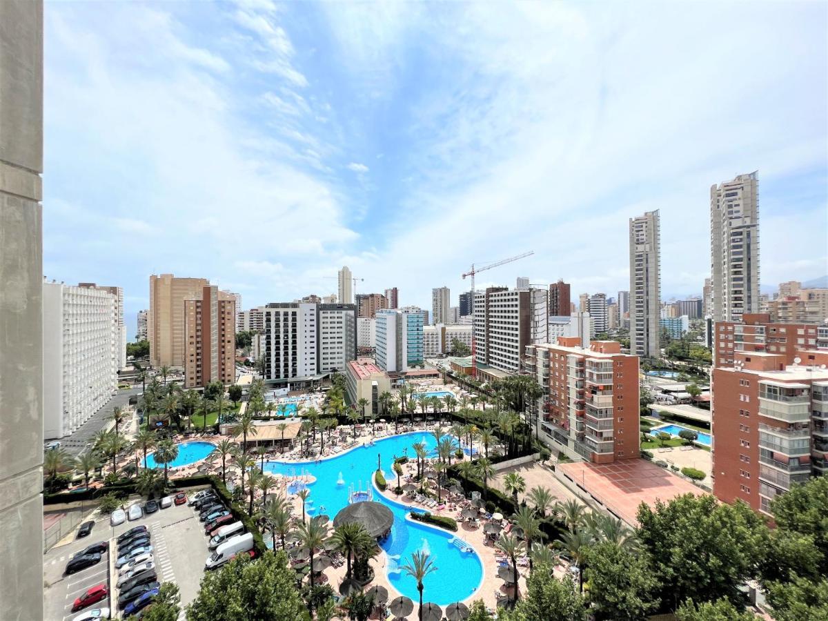 Gemelos 22-3-12 Benidorm Exterior photo