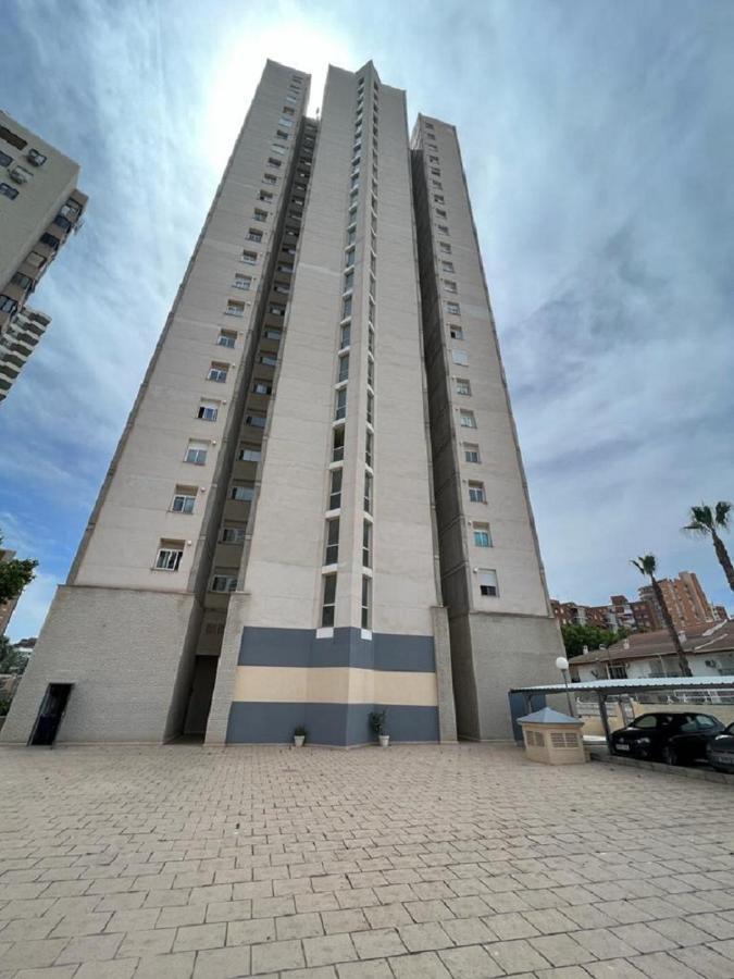 Gemelos 22-3-12 Benidorm Exterior photo